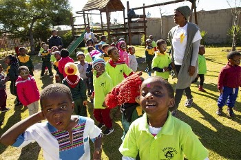 YALI Serves, South Africa, 26 | Free Photo - rawpixel