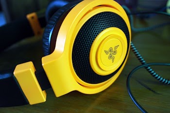 Yellow and Black Razer Corded Headphones