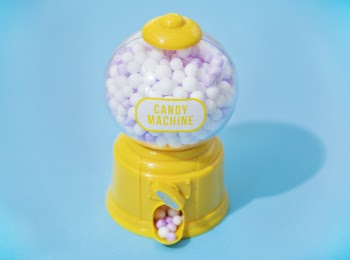 Yellow Candy Machine