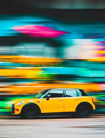 Yellow Minie Cooper