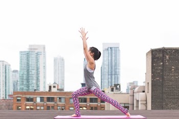 Yoga Crescent Lunge