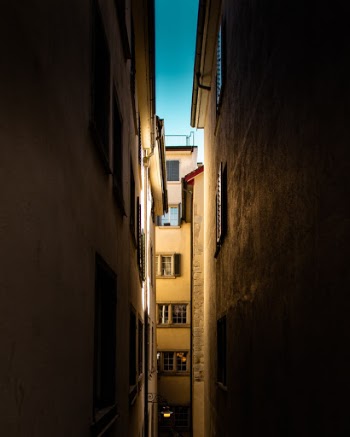Zurich narrow streets