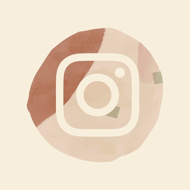 Instagram logo in watercolor design. Social… | Free stock illustration | High Resolution graphic